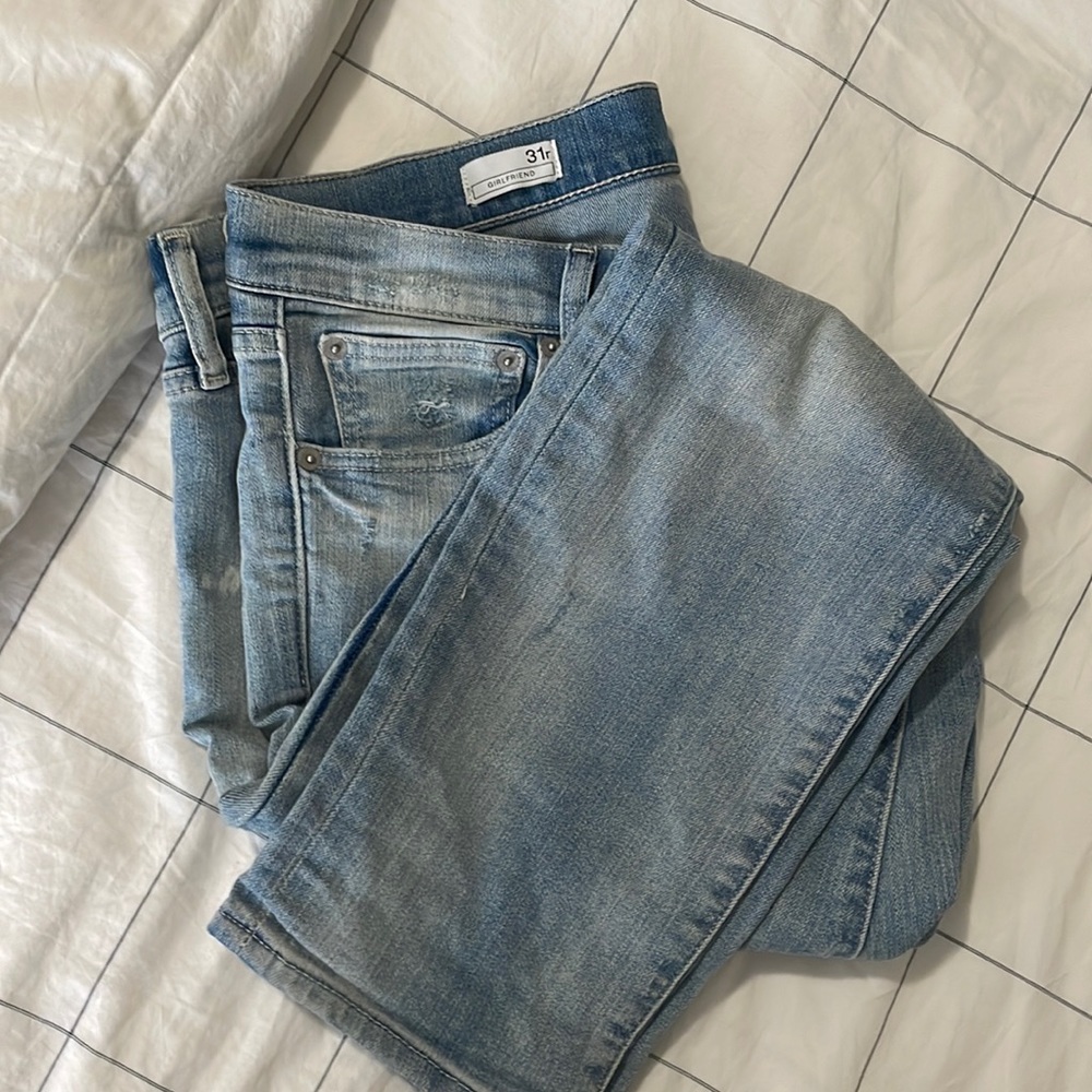 Gap 31 regular girlfriend -mid rise